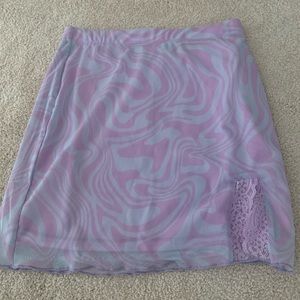 Mini skirt with slit